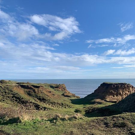 A Bolt Hole By The Beach On The Northumberland Coast Woodhorn Exterior foto
