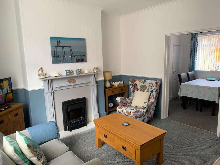 A Bolt Hole By The Beach On The Northumberland Coast Woodhorn Exterior foto